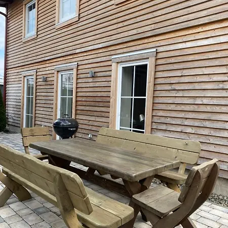 Berglage - Urlaubzuhause - Ferienhaeuser Semesterbostad *